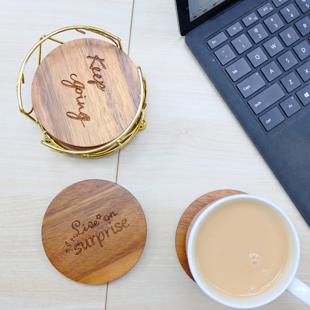 激光實(shí)木杯墊套裝帶收納架